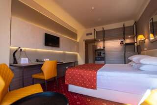 Отель Best Western Plus Lido Hotel Тимишоара Номер с кроватью размера «king-size»-3